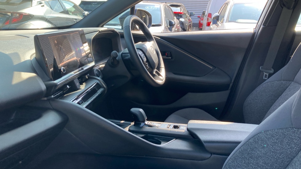 Toyota C-HR 1.8 Hybrid Icon 5dr CVT Hybrid Hatchback - Image 5