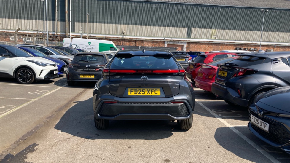 Toyota C-HR 1.8 Hybrid Icon 5dr CVT Hybrid Hatchback - Image 26
