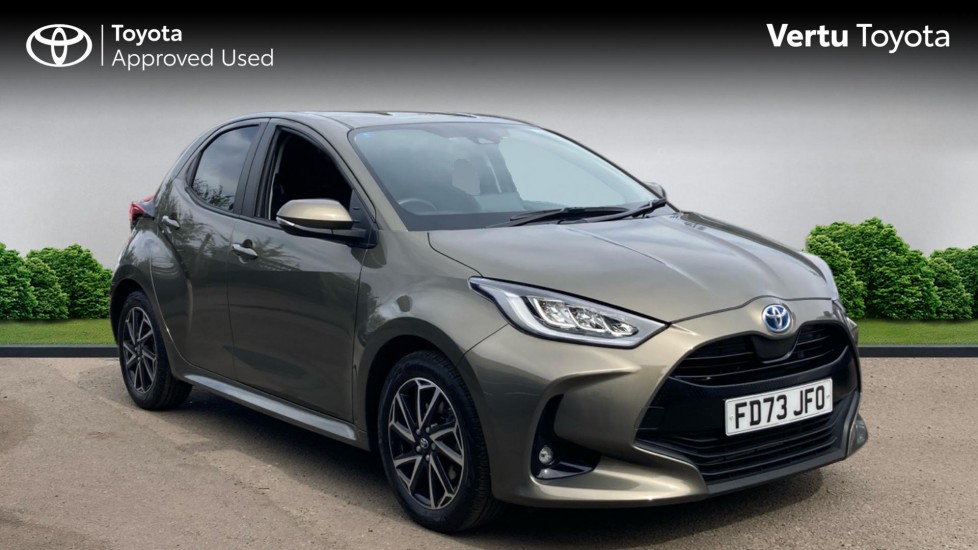 Toyota Yaris 1.5 Hybrid Design 5dr CVT Hybrid Hatchback - Image 1