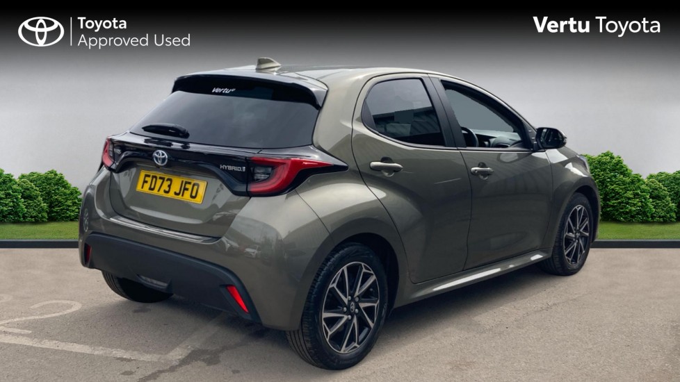 Toyota Yaris 1.5 Hybrid Design 5dr CVT Hybrid Hatchback - Image 2