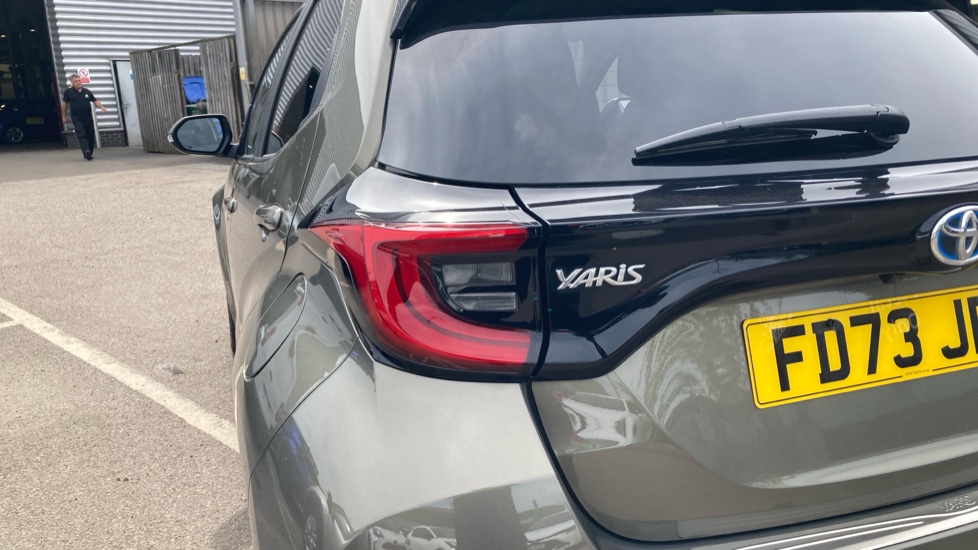 Toyota Yaris 1.5 Hybrid Design 5dr CVT Hybrid Hatchback - Image 21