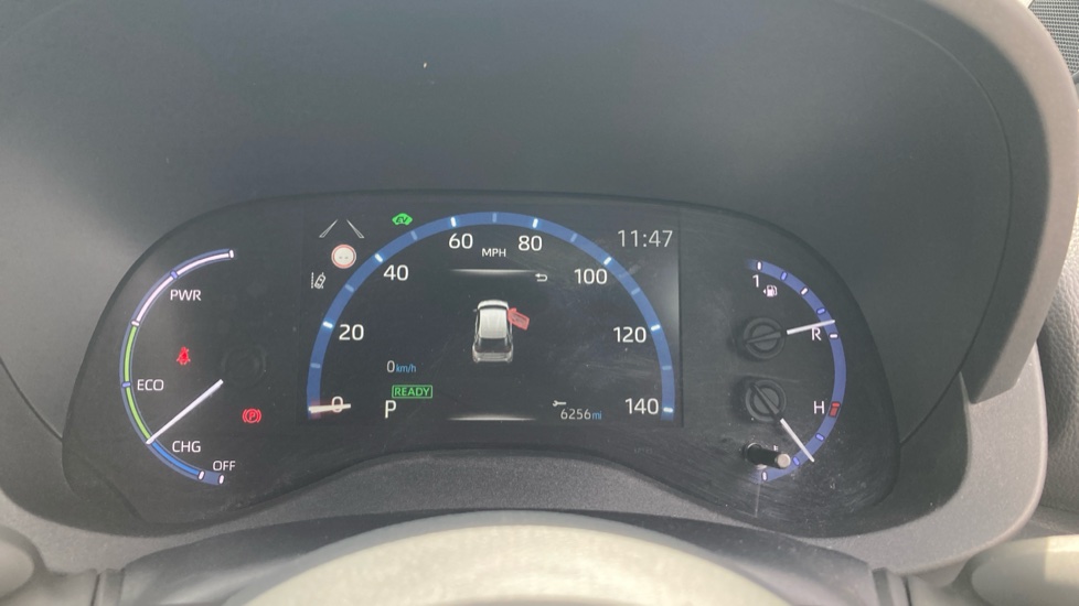 Toyota Yaris Cross 1.5 Hybrid Design 5dr CVT Hybrid Estate - Image 11