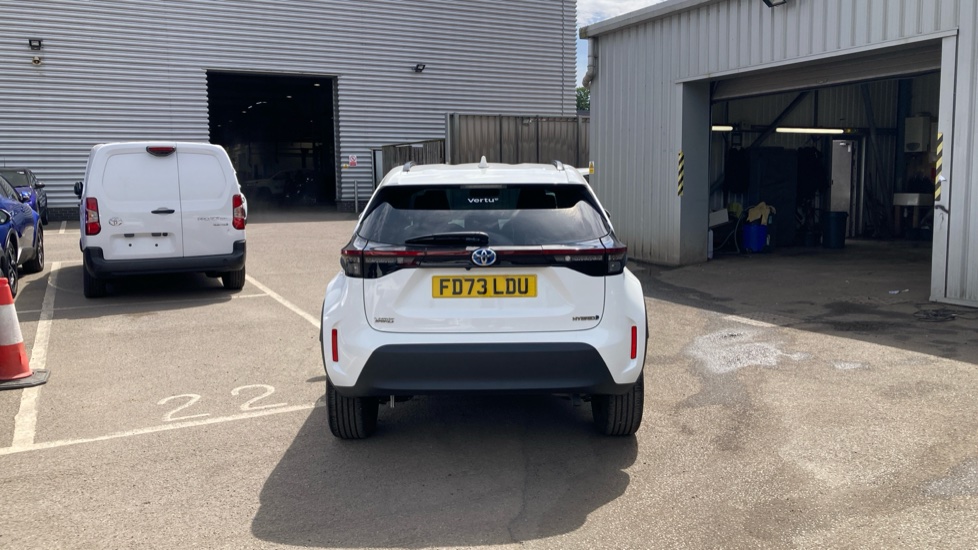 Toyota Yaris Cross 1.5 Hybrid Design 5dr CVT Hybrid Estate - Image 26
