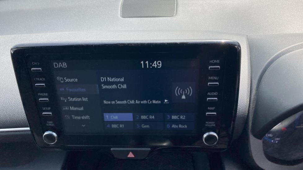 Toyota Yaris Cross 1.5 Hybrid Design 5dr CVT Hybrid Estate - Image 36