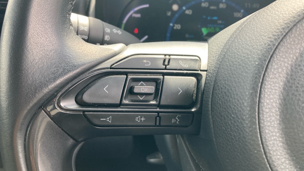 Toyota Yaris Cross 1.5 Hybrid Design 5dr CVT Hybrid Estate - Image 38
