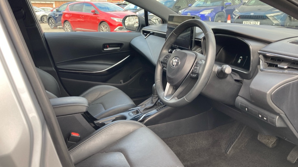 Toyota Corolla 1.8 Hybrid Excel 5dr CVT Hybrid Hatchback - Image 12