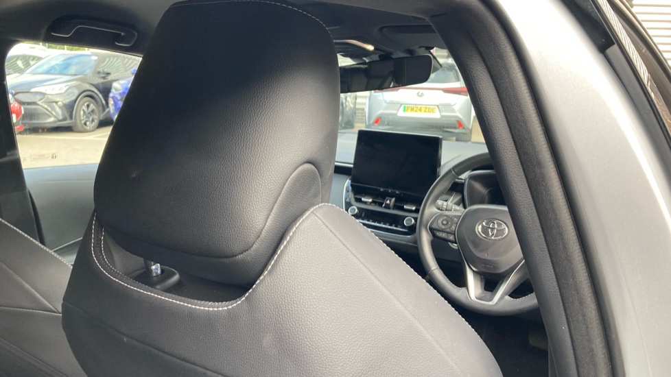 Toyota Corolla 1.8 Hybrid Excel 5dr CVT Hybrid Hatchback - Image 19