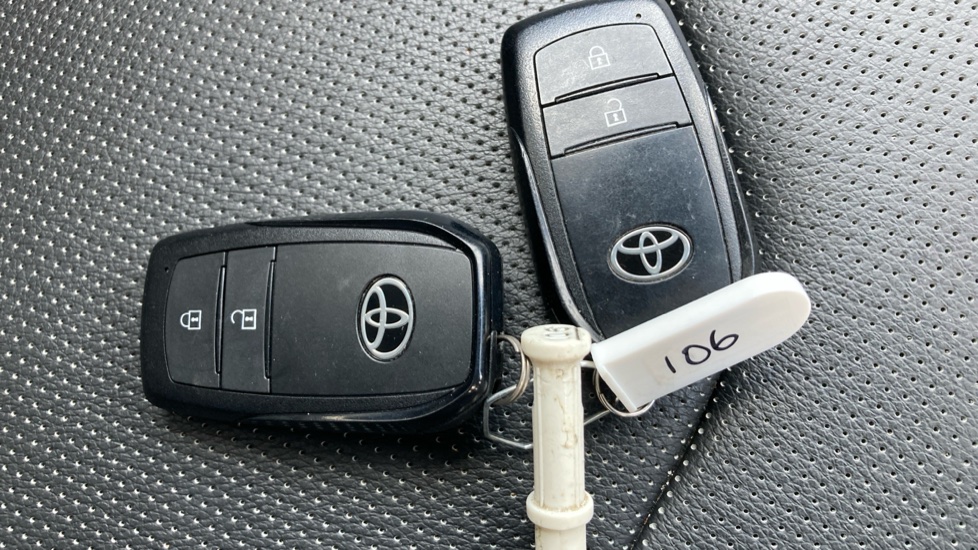Toyota Corolla 1.8 Hybrid Excel 5dr CVT Hybrid Hatchback - Image 28