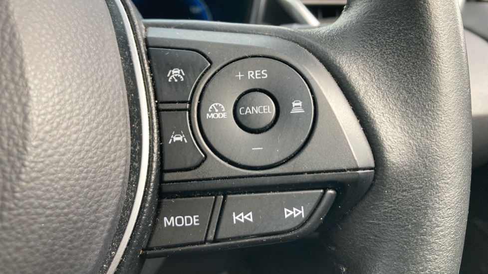 Toyota Corolla 1.8 Hybrid Excel 5dr CVT Hybrid Hatchback - Image 31