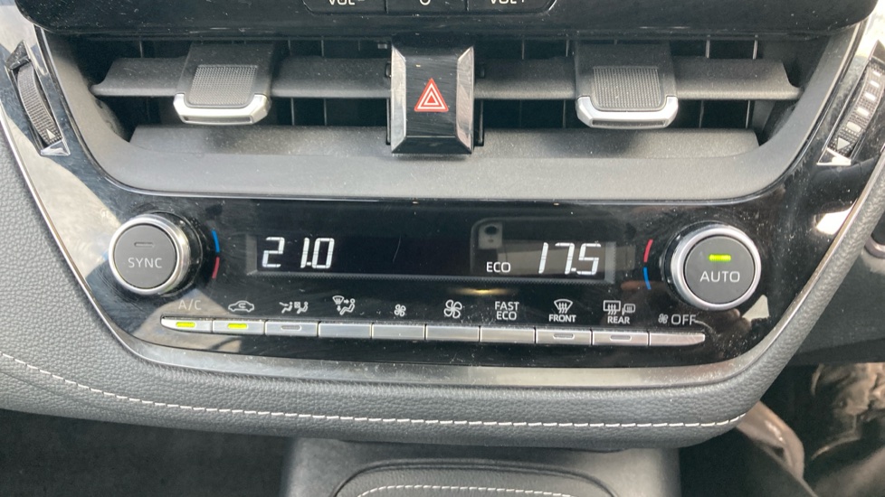 Toyota Corolla 1.8 Hybrid Excel 5dr CVT Hybrid Hatchback - Image 36