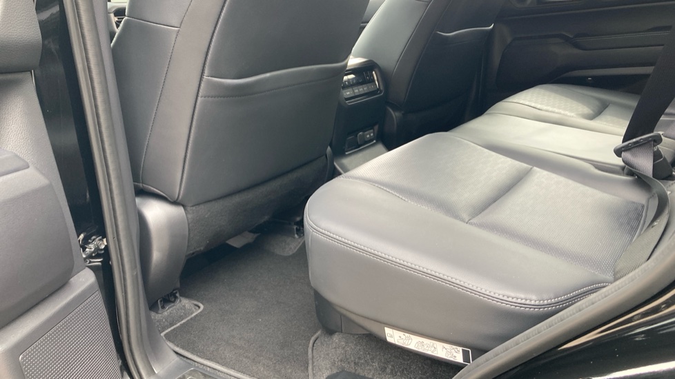 Toyota Land Cruiser 2.8 D-4D 48V 205 Invincible 5dr Auto [Pan Rf/5 St] Diesel Station Wagon - Image 15