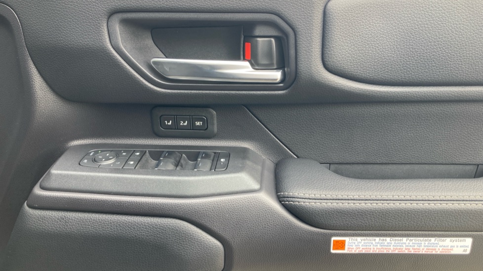 Toyota Land Cruiser 2.8 D-4D 48V 205 Invincible 5dr Auto [Pan Rf/5 St] Diesel Station Wagon - Image 20