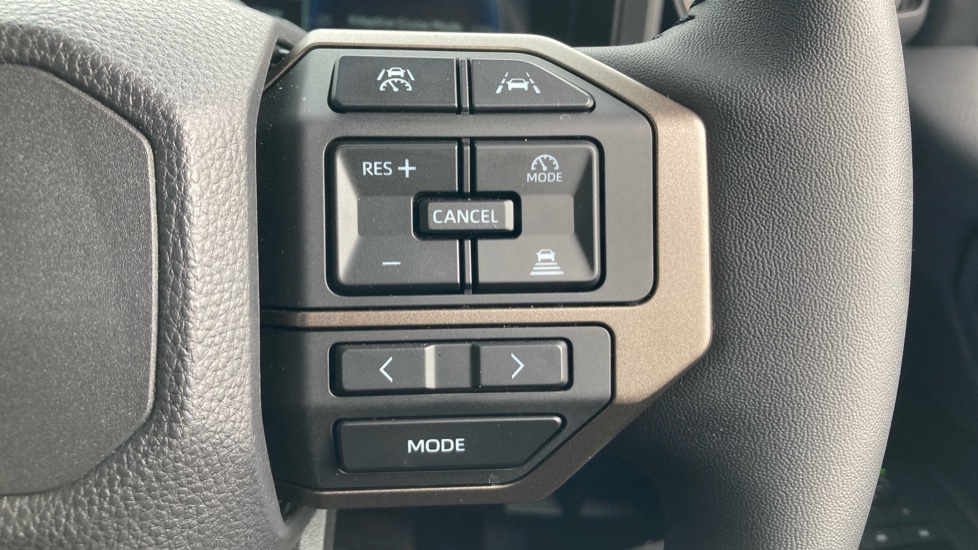 Toyota Land Cruiser 2.8 D-4D 48V 205 Invincible 5dr Auto [Pan Rf/5 St] Diesel Station Wagon - Image 30