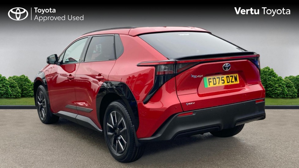 Toyota bZ4X 165kW Design 73kWh 5dr Auto Electric Hatchback - Image 4