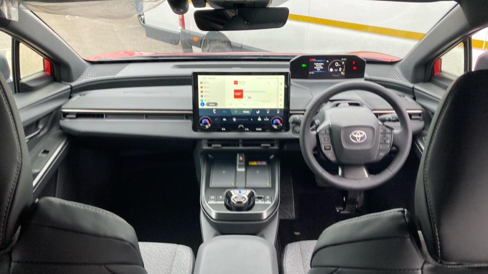 Toyota bZ4X 165kW Design 73kWh 5dr Auto Electric Hatchback - Image 5