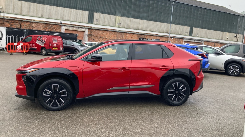 Toyota bZ4X 165kW Design 73kWh 5dr Auto Electric Hatchback - Image 17