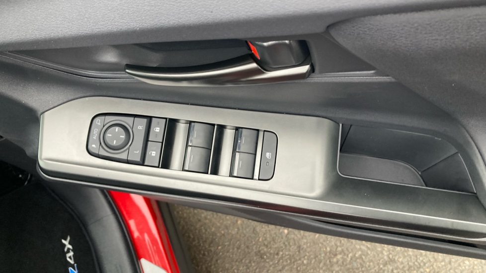 Toyota bZ4X 165kW Design 73kWh 5dr Auto Electric Hatchback - Image 32