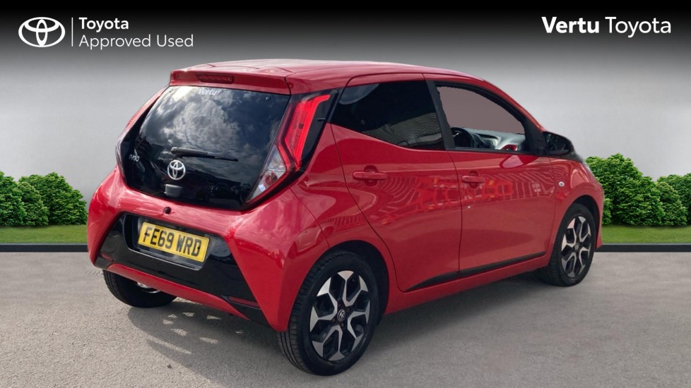 Toyota Aygo 1.0 VVT-i X-Trend 5dr Petrol Hatchback - Image 2