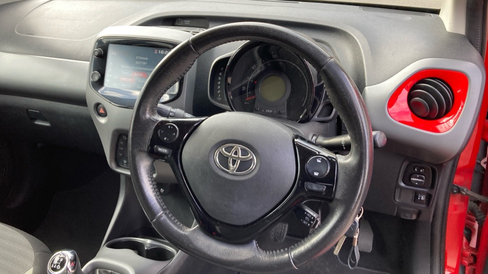 Toyota Aygo 1.0 VVT-i X-Trend 5dr Petrol Hatchback - Image 7