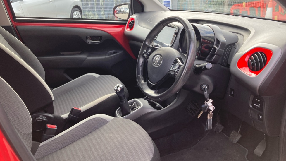 Toyota Aygo 1.0 VVT-i X-Trend 5dr Petrol Hatchback - Image 12