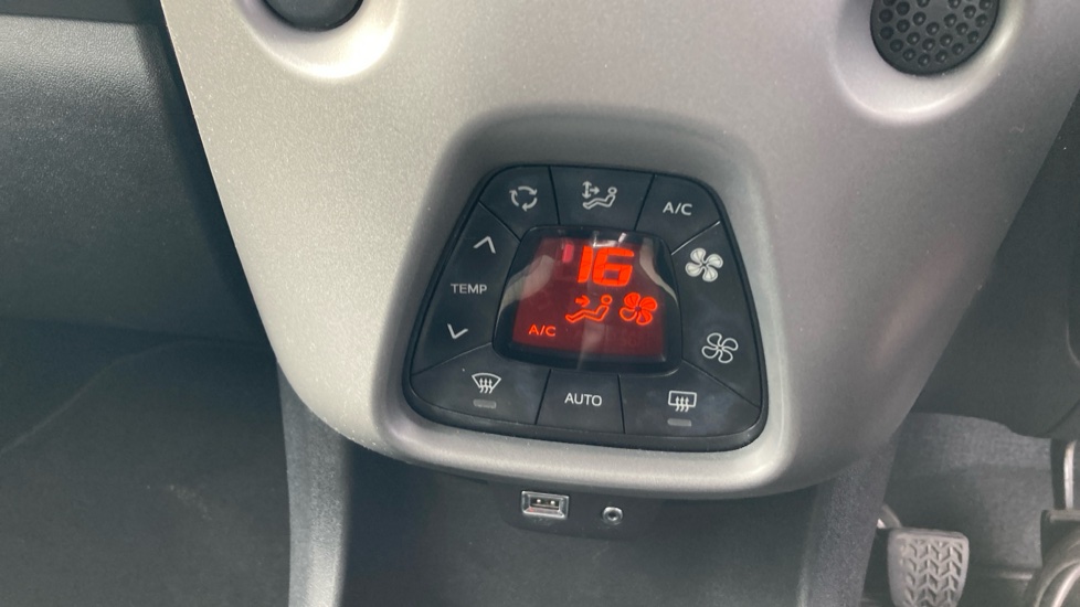 Toyota Aygo 1.0 VVT-i X-Trend 5dr Petrol Hatchback - Image 37