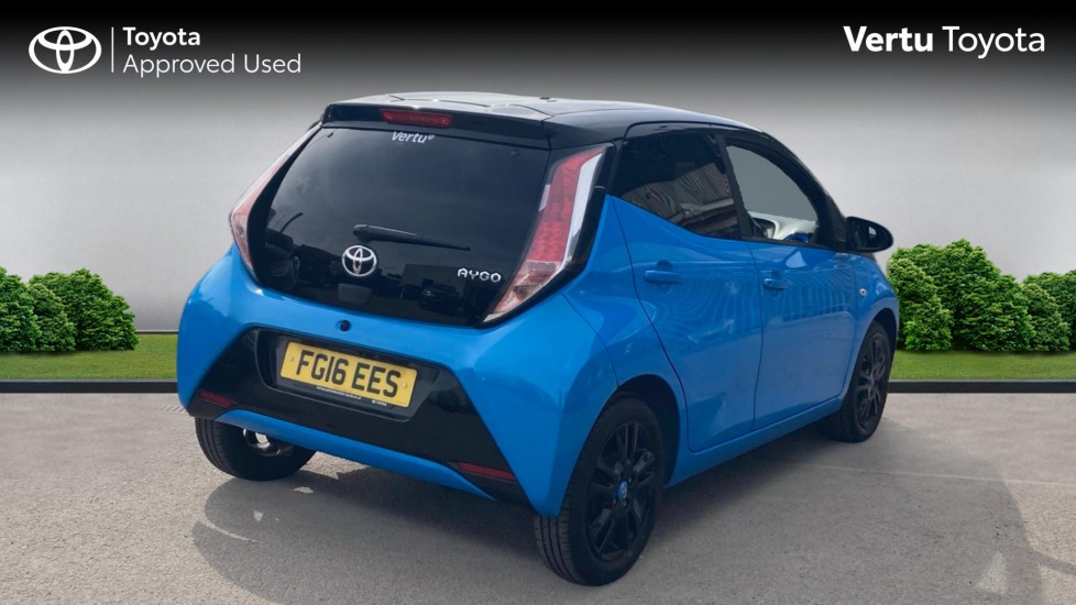Toyota Aygo 1.0 VVT-i X-Cite 2 5dr Petrol Hatchback - Image 2