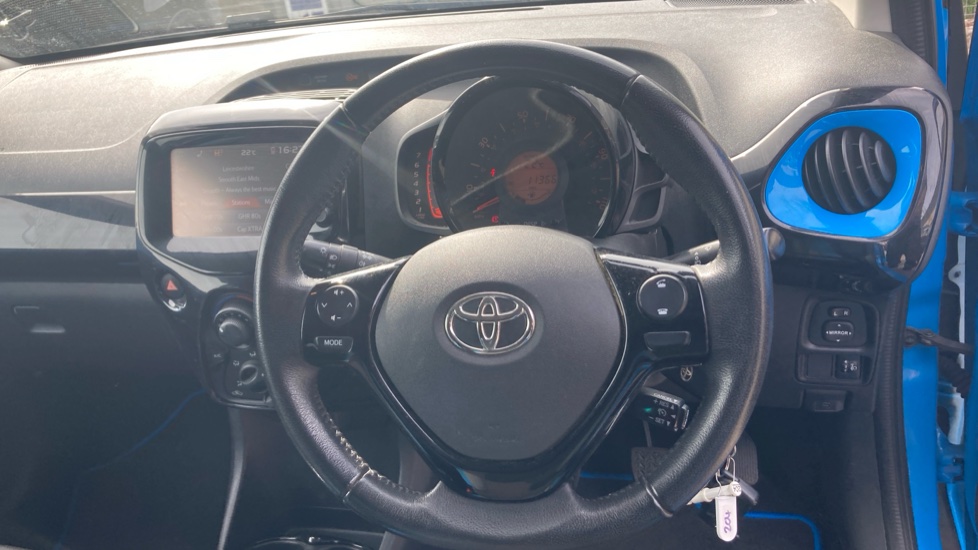 Toyota Aygo 1.0 VVT-i X-Cite 2 5dr Petrol Hatchback - Image 10