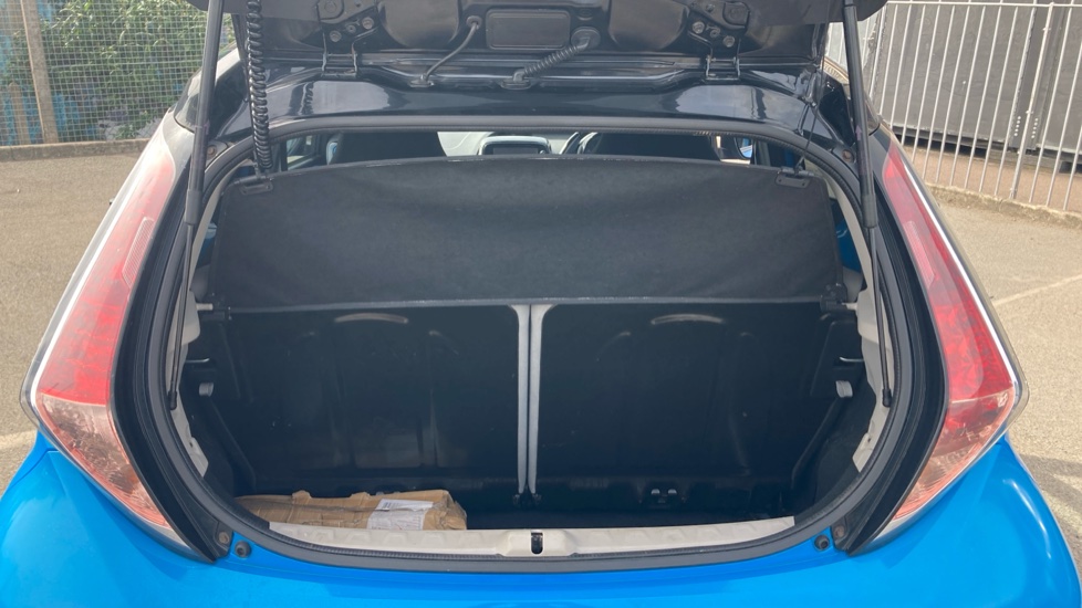 Toyota Aygo 1.0 VVT-i X-Cite 2 5dr Petrol Hatchback - Image 13