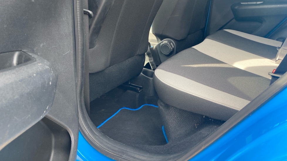 Toyota Aygo 1.0 VVT-i X-Cite 2 5dr Petrol Hatchback - Image 15