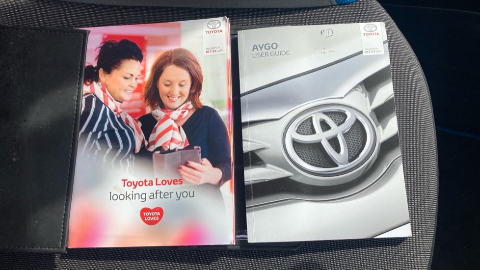 Toyota Aygo 1.0 VVT-i X-Cite 2 5dr Petrol Hatchback - Image 27