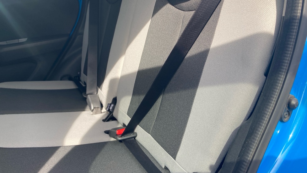 Toyota Aygo 1.0 VVT-i X-Cite 2 5dr Petrol Hatchback - Image 40