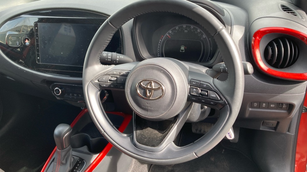 Toyota Aygo X 1.0 VVT-i Edge 5dr Auto Petrol Hatchback - Image 10