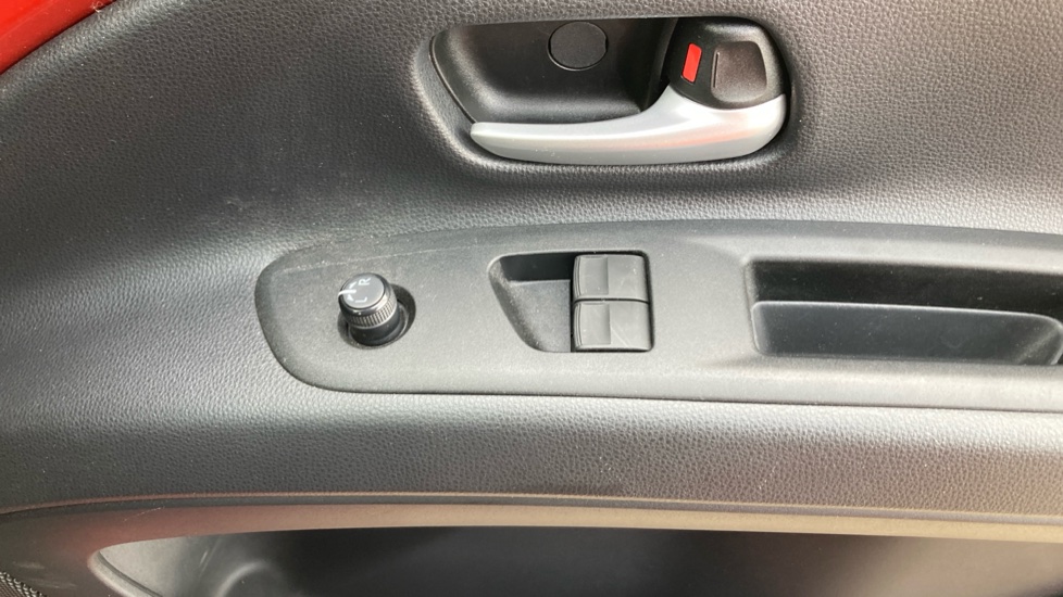 Toyota Aygo X 1.0 VVT-i Edge 5dr Auto Petrol Hatchback - Image 32