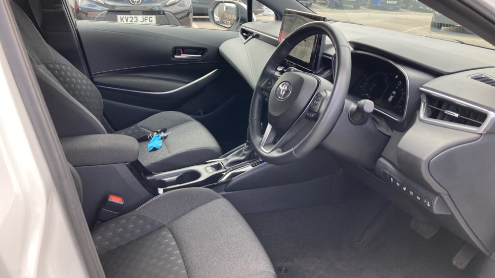 Toyota Corolla 1.8 VVT-i Hybrid Icon 5dr CVT Hybrid Hatchback - Image 12