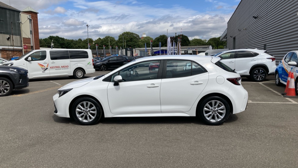 Toyota Corolla 1.8 VVT-i Hybrid Icon 5dr CVT Hybrid Hatchback - Image 24