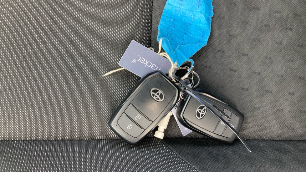 Toyota Corolla 1.8 VVT-i Hybrid Icon 5dr CVT Hybrid Hatchback - Image 28