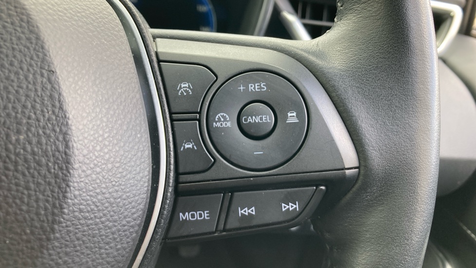 Toyota Corolla 1.8 VVT-i Hybrid Icon 5dr CVT Hybrid Hatchback - Image 30