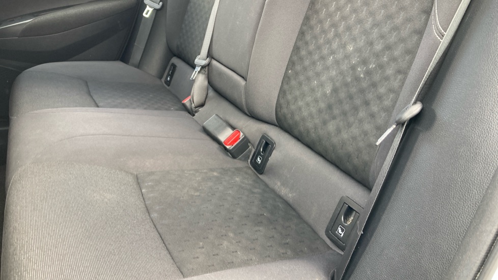 Toyota Corolla 1.8 VVT-i Hybrid Icon 5dr CVT Hybrid Hatchback - Image 40