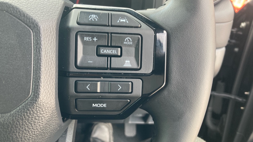 Toyota Land Cruiser Diesel 2.8D 205 Commercial Auto - Image 30