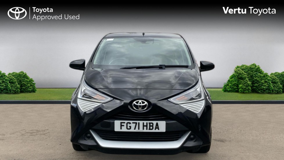 Toyota Aygo 1.0 VVT-i X-Play TSS 5dr Petrol Hatchback - Image 22