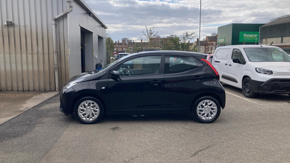 Toyota Aygo 1.0 VVT-i X-Play TSS 5dr Petrol Hatchback - Image 24