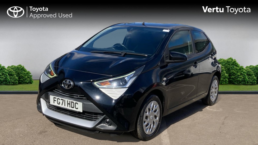 Toyota Aygo 1.0 VVT-i X-Play TSS 5dr Petrol Hatchback - Image 3