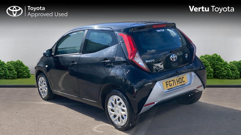 Toyota Aygo 1.0 VVT-i X-Play TSS 5dr Petrol Hatchback - Image 4
