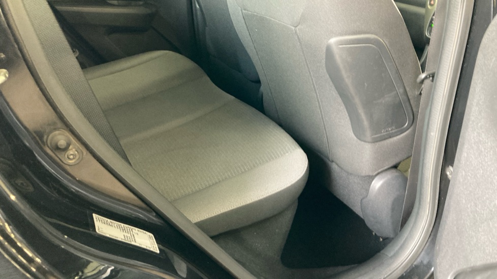 Toyota Aygo 1.0 VVT-i X-Play TSS 5dr Petrol Hatchback - Image 8