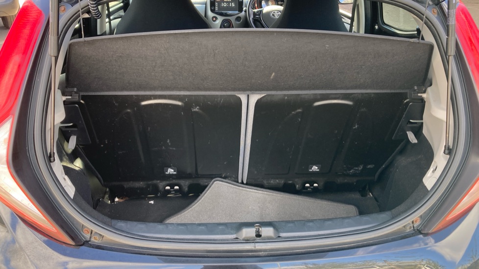 Toyota Aygo 1.0 VVT-i X-Play TSS 5dr Petrol Hatchback - Image 13