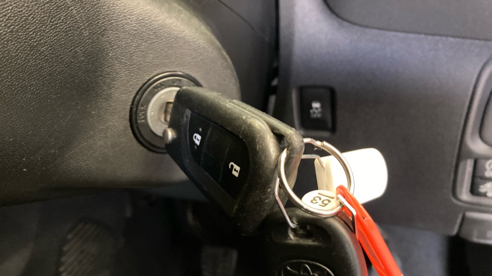 Toyota Aygo 1.0 VVT-i X-Play TSS 5dr Petrol Hatchback - Image 16