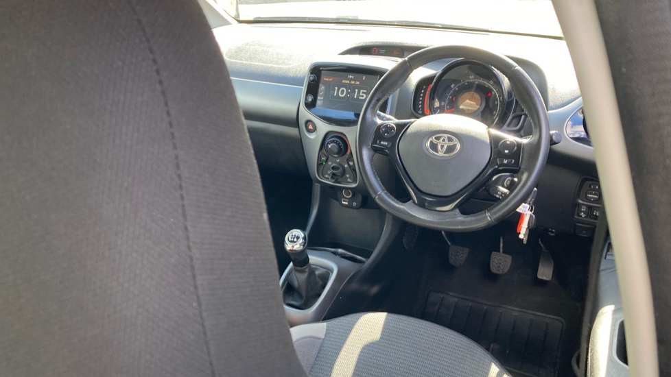 Toyota Aygo 1.0 VVT-i X-Play TSS 5dr Petrol Hatchback - Image 19