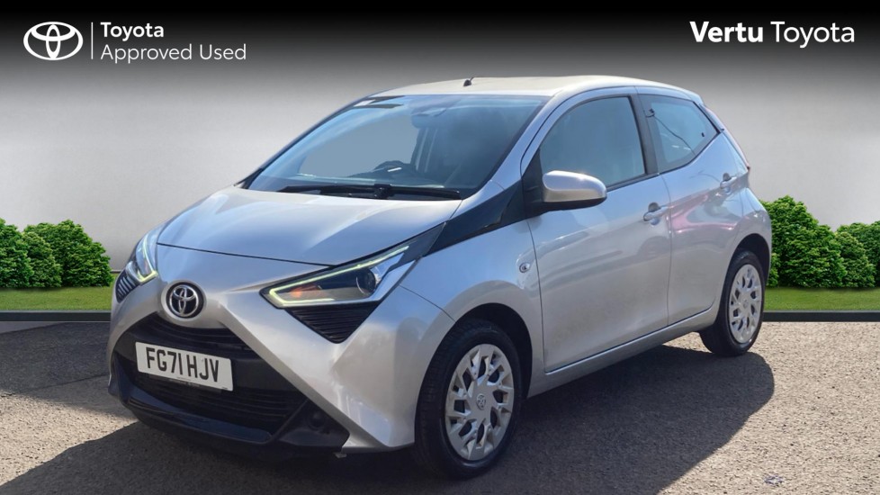 Toyota Aygo 1.0 VVT-i X-Play TSS 5dr Petrol Hatchback - Image 3