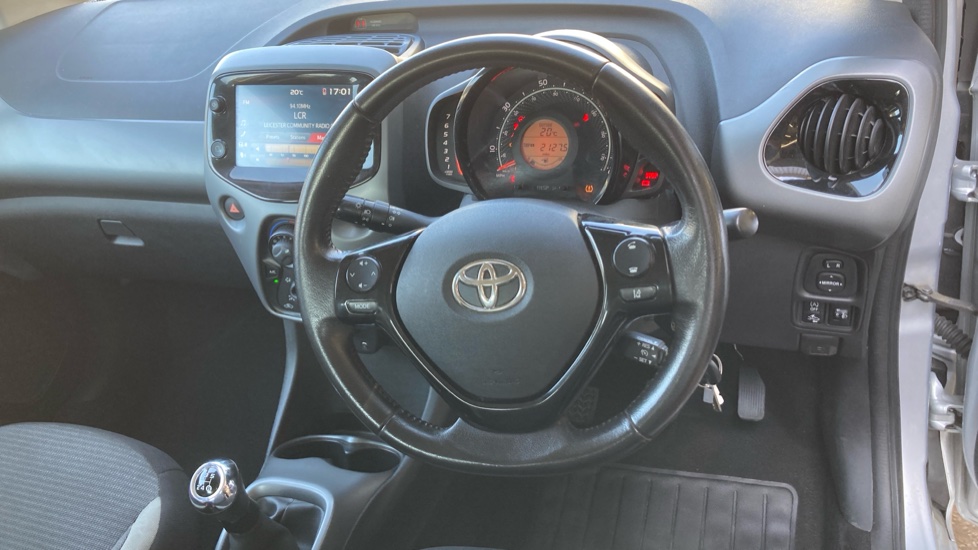Toyota Aygo 1.0 VVT-i X-Play TSS 5dr Petrol Hatchback - Image 7