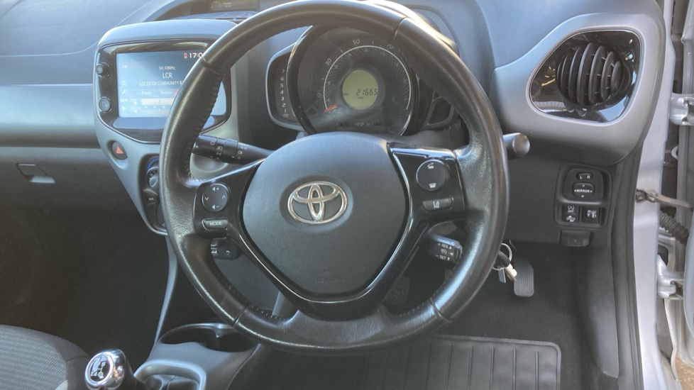 Toyota Aygo 1.0 VVT-i X-Play TSS 5dr Petrol Hatchback - Image 10